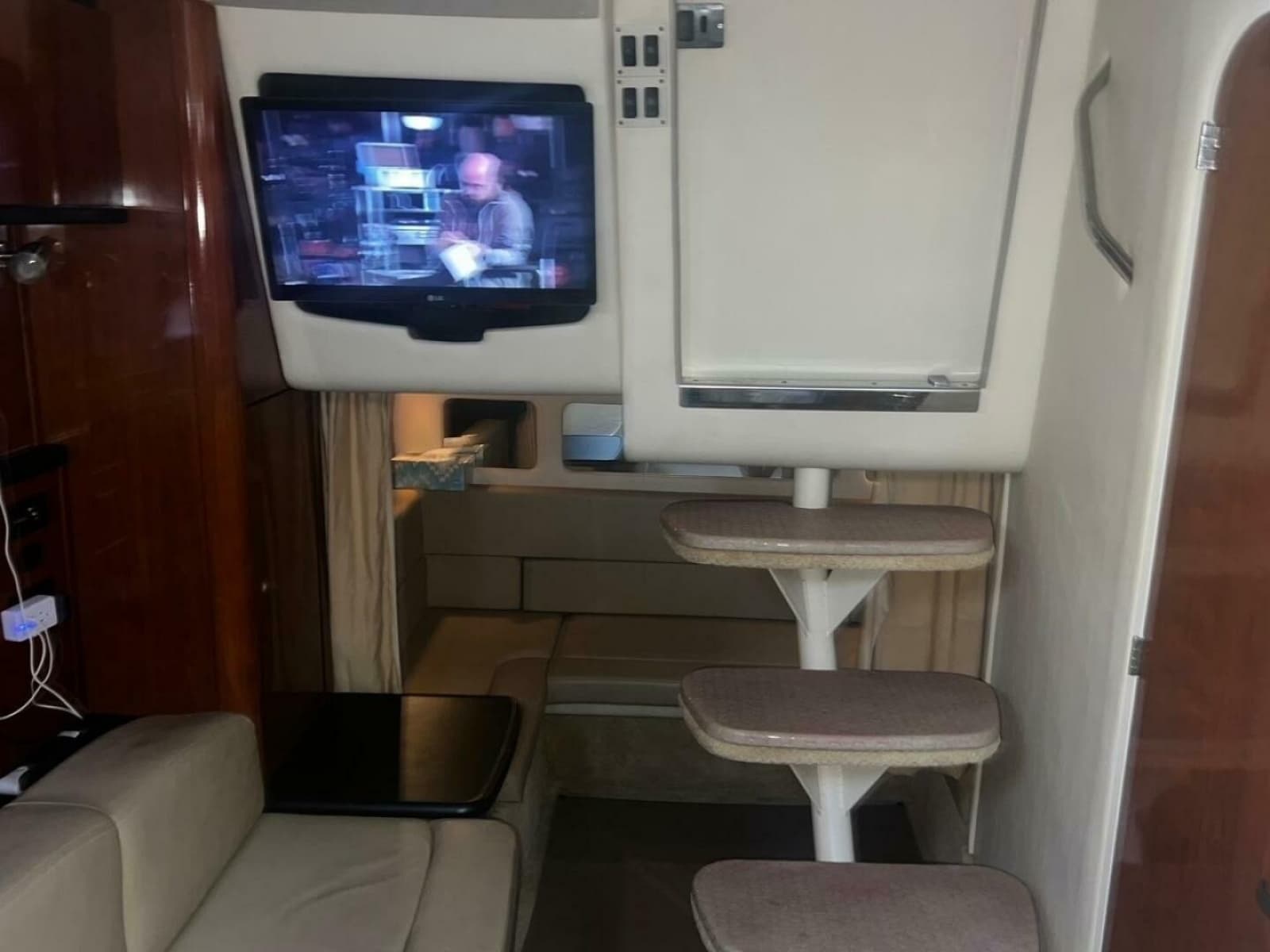 2007 Sea Ray 310 Sundancer