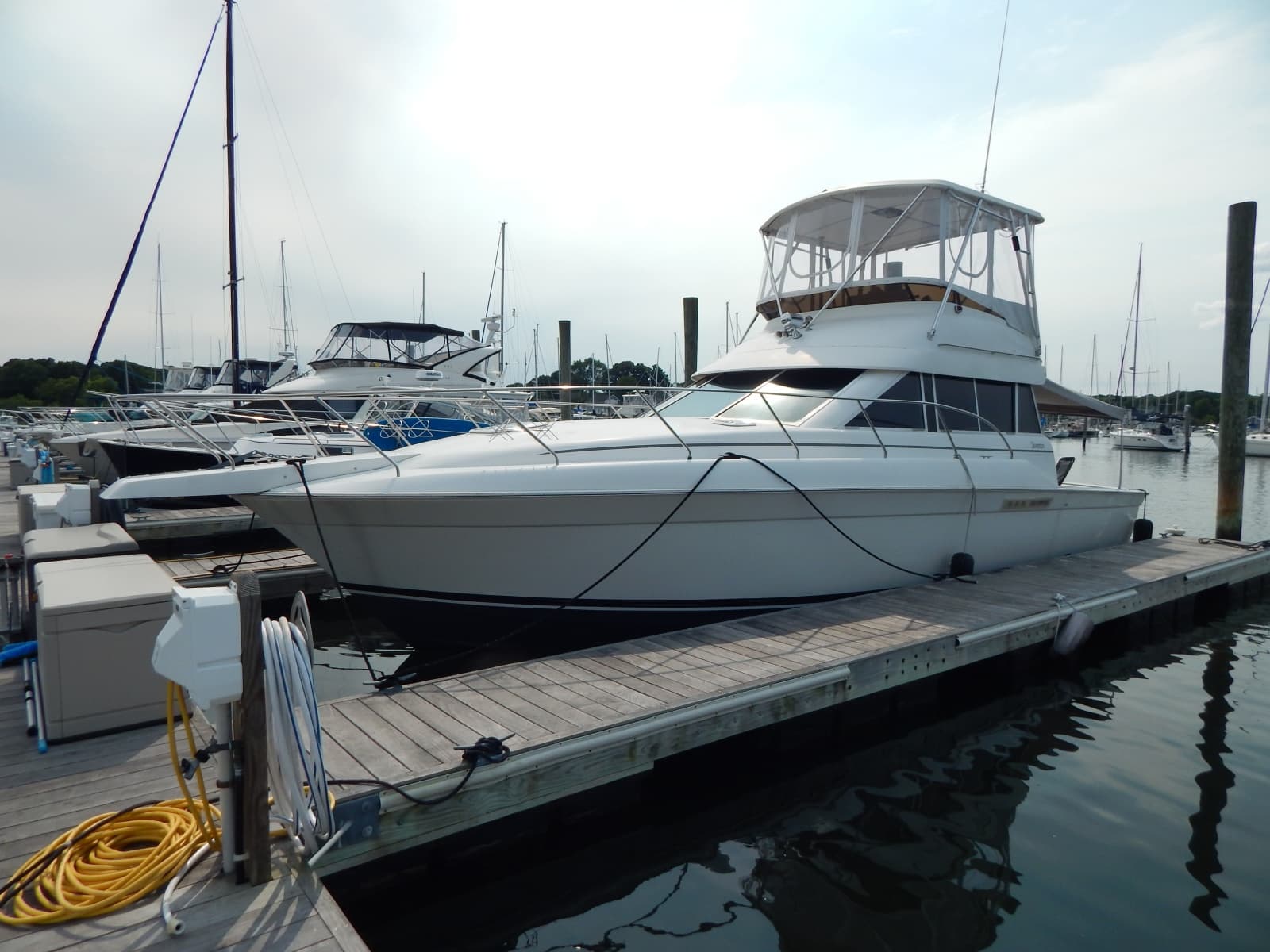 1996 Silverton 37 Convertible