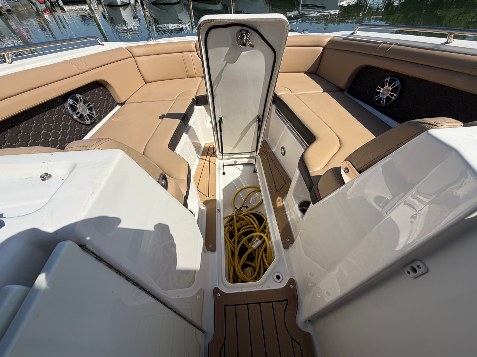2021 Sea Ray 290 SDX