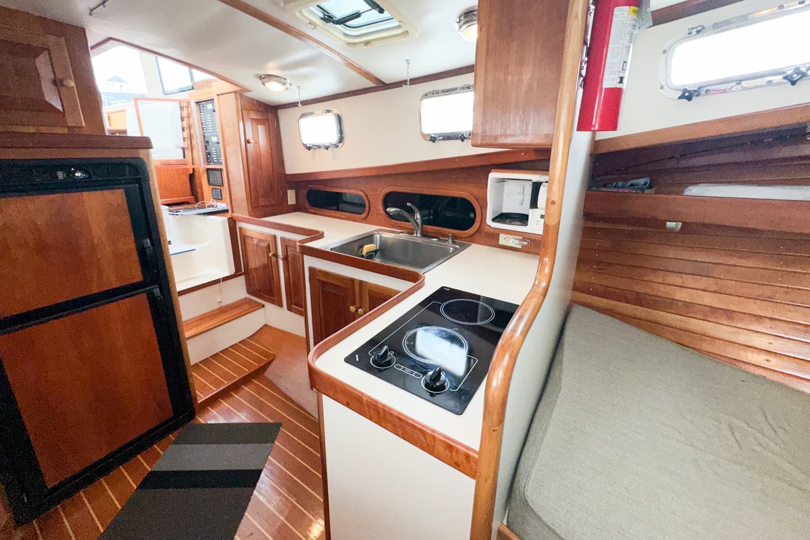 2003 Northern Bay Extended 36