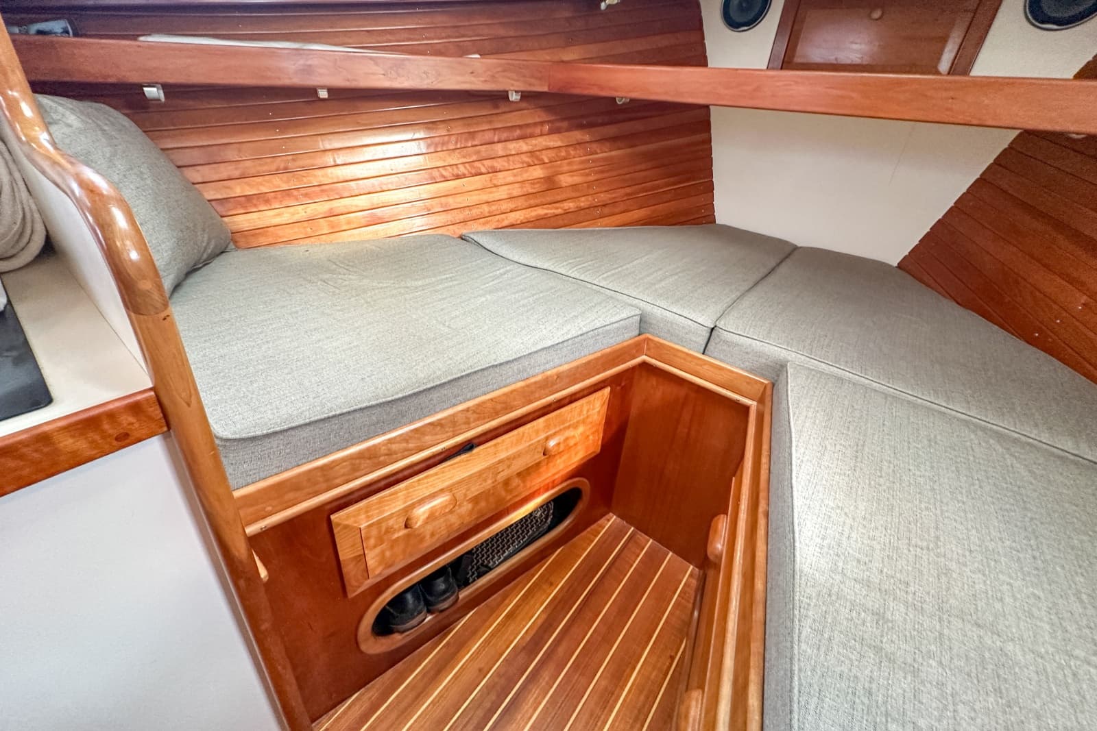 2003 Northern Bay Extended 36