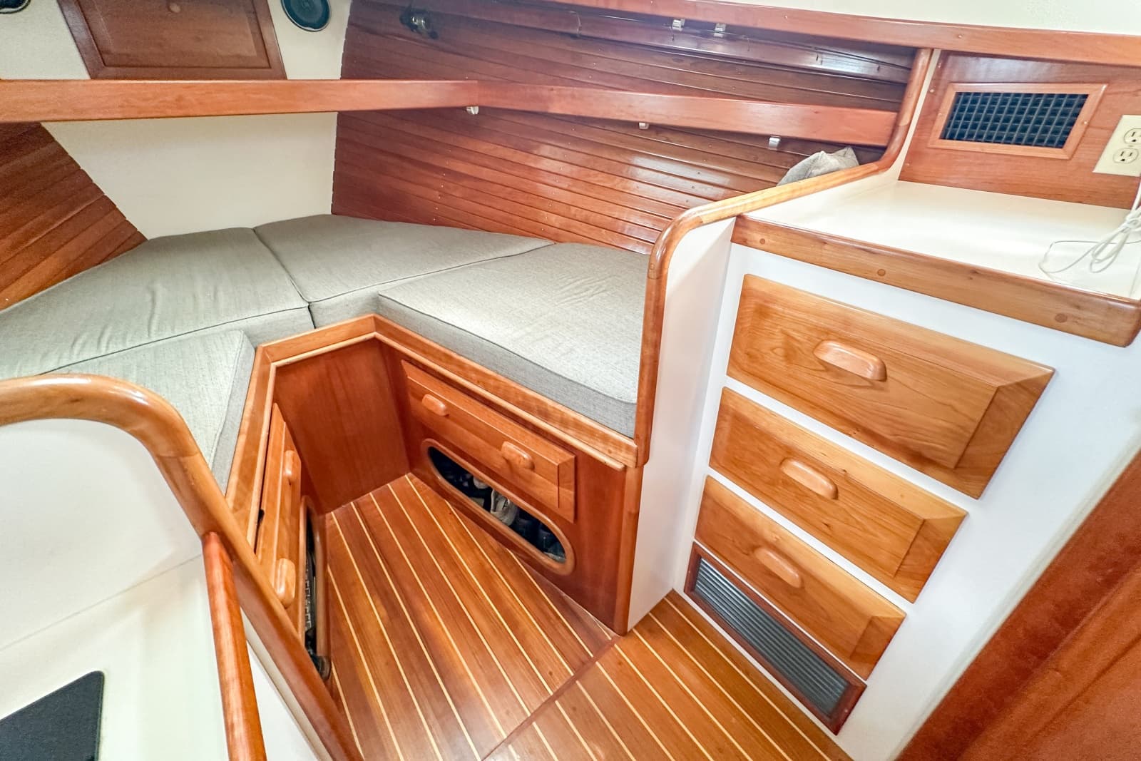 2003 Northern Bay Extended 36