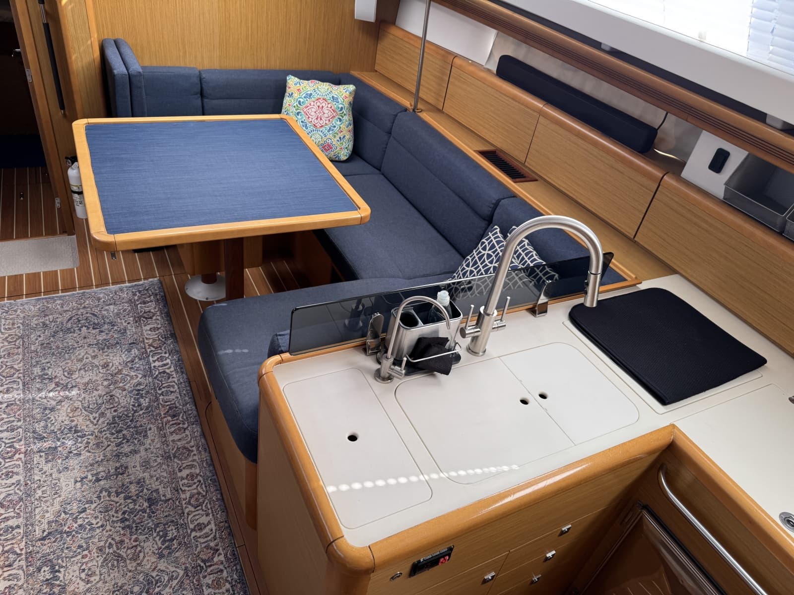 2008 Jeanneau 45DS