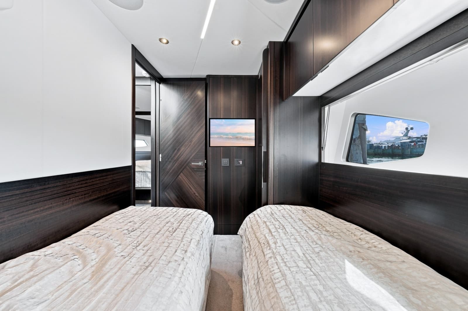 2025 Sunseeker Manhattan 55