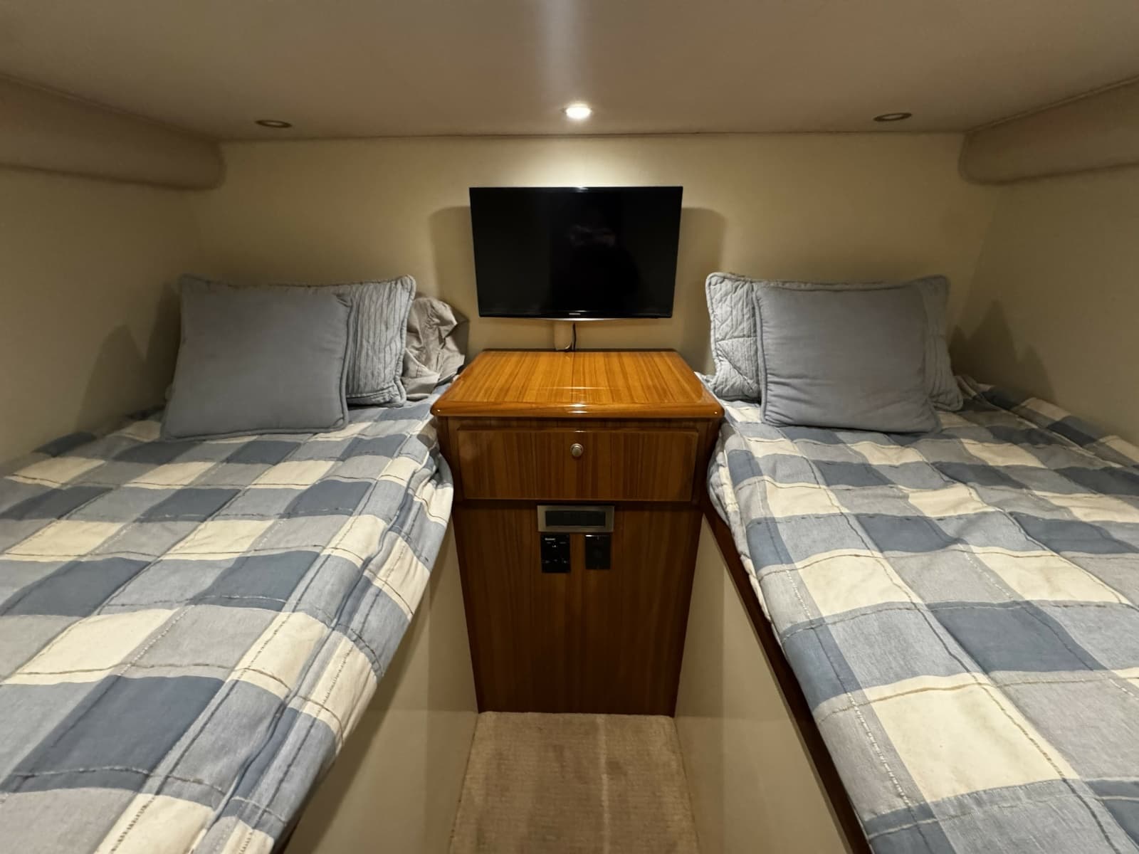 2014 Viking Boats 42 Open