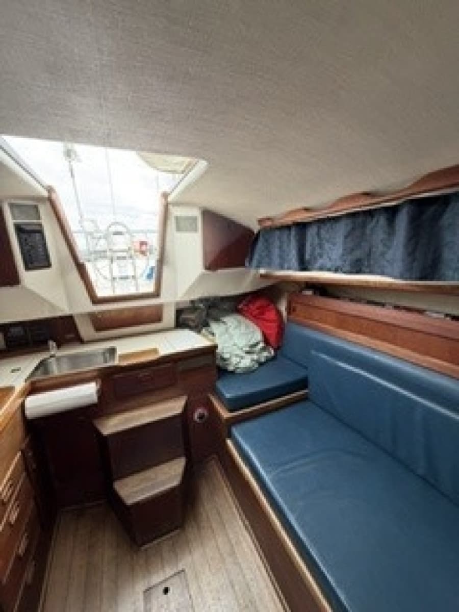 1981 Sabre 28 Series 2