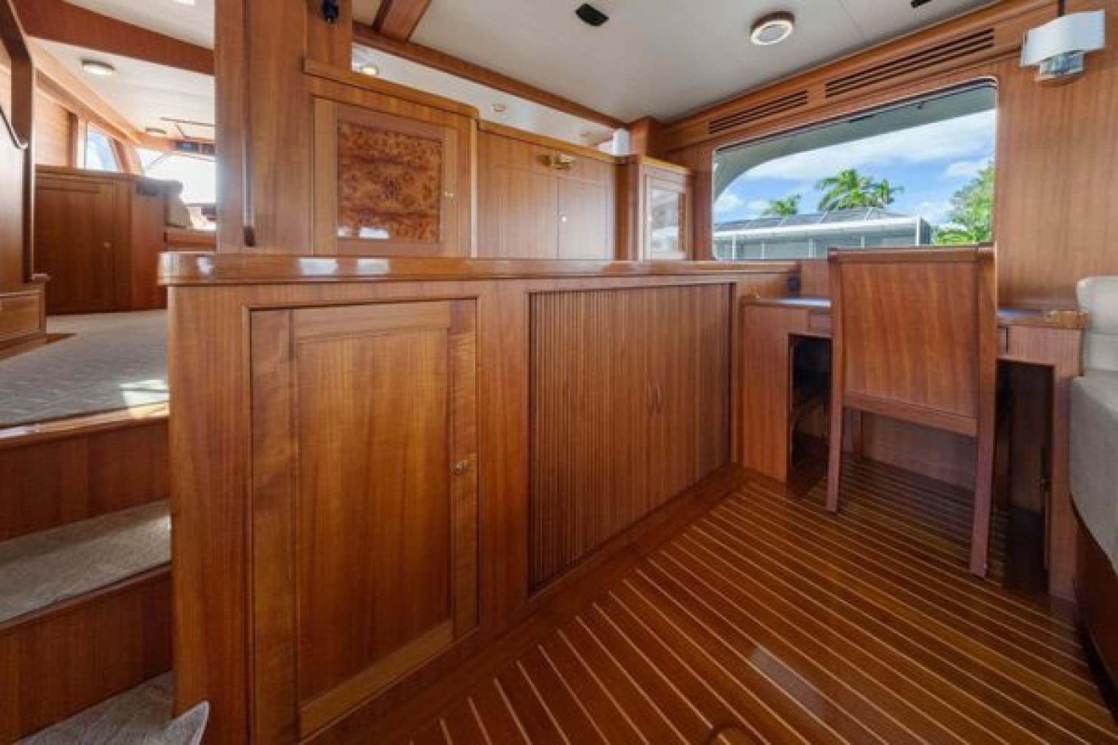 2011 Marlow 70E