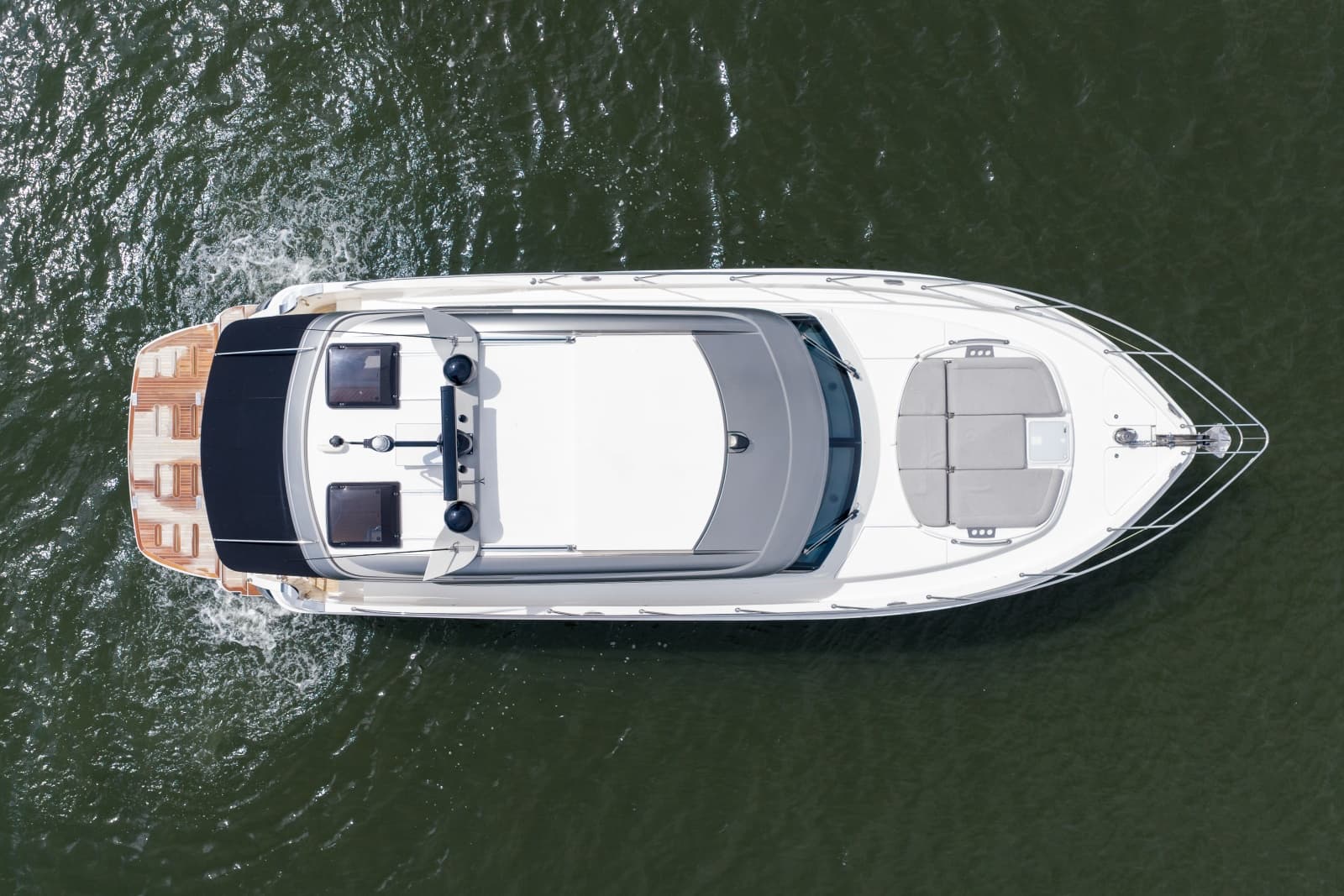 2023 Riviera 4600 Sport Yacht