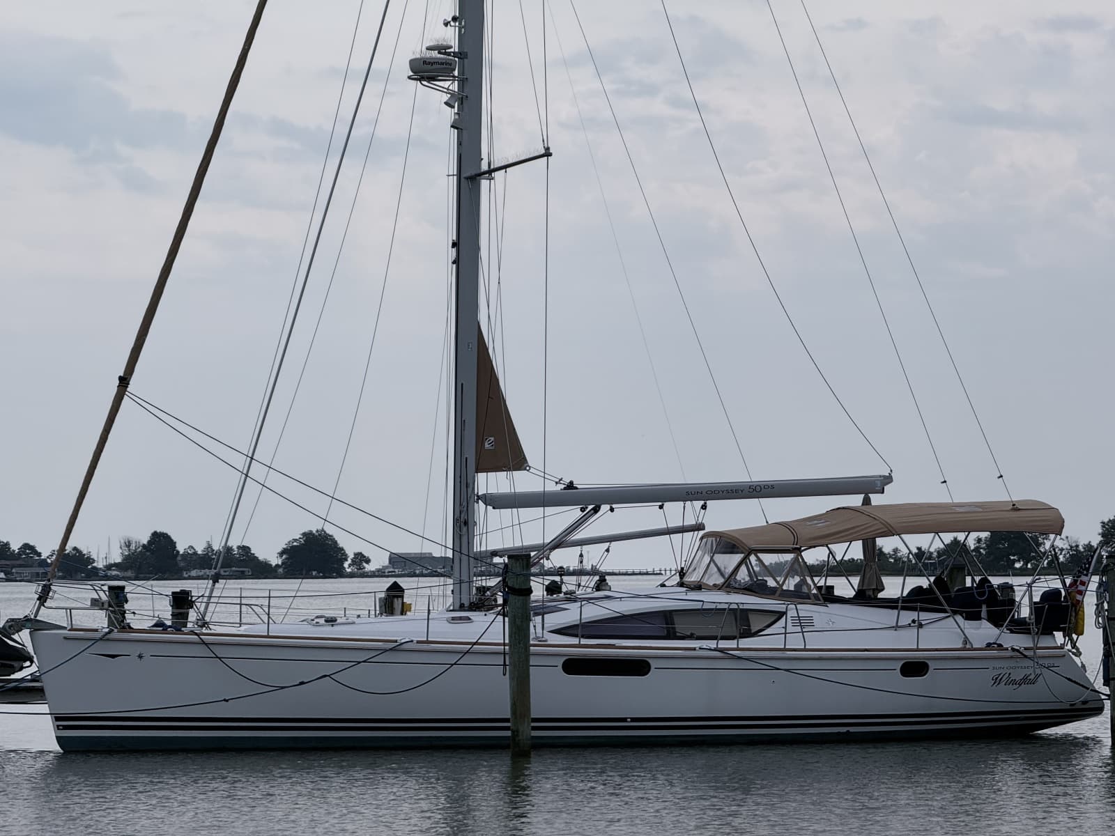 2010 Jeanneau 50 DS