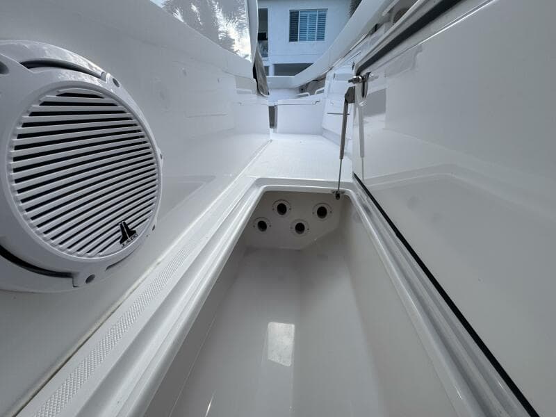 2024 Jupiter 38 HFS