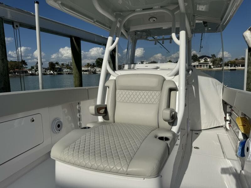 2024 Jupiter 38 HFS
