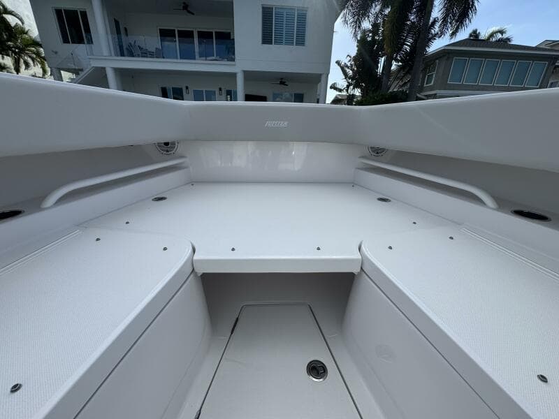 2024 Jupiter 38 HFS