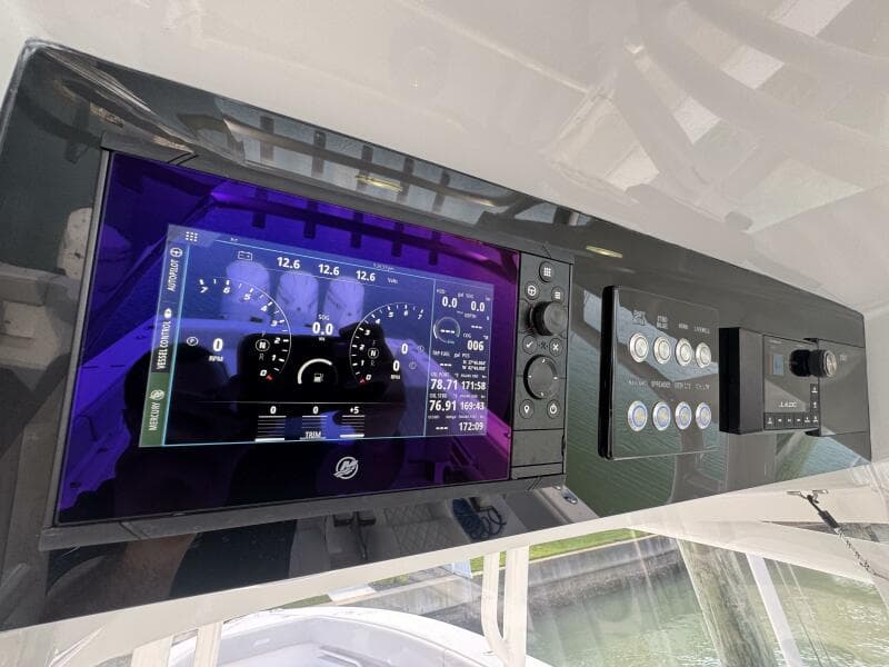 2024 Jupiter 38 HFS
