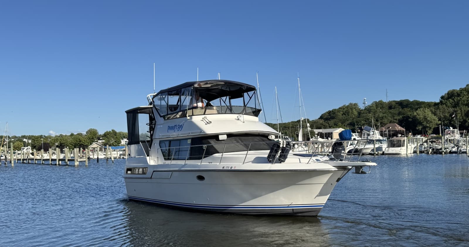 1991 Carver 3608 Aft Cabin Motor Yacht