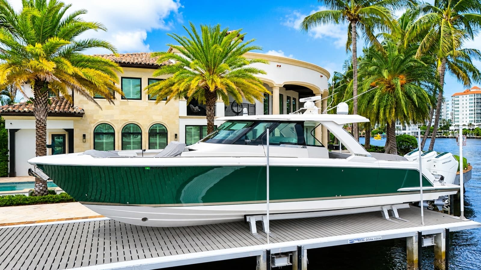 2024 Tiara Yachts 48 LS