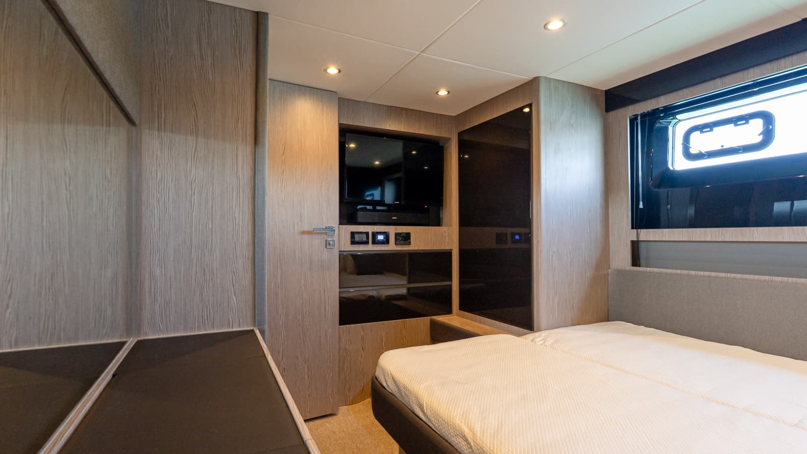 2019 Azimut Atlantis 51