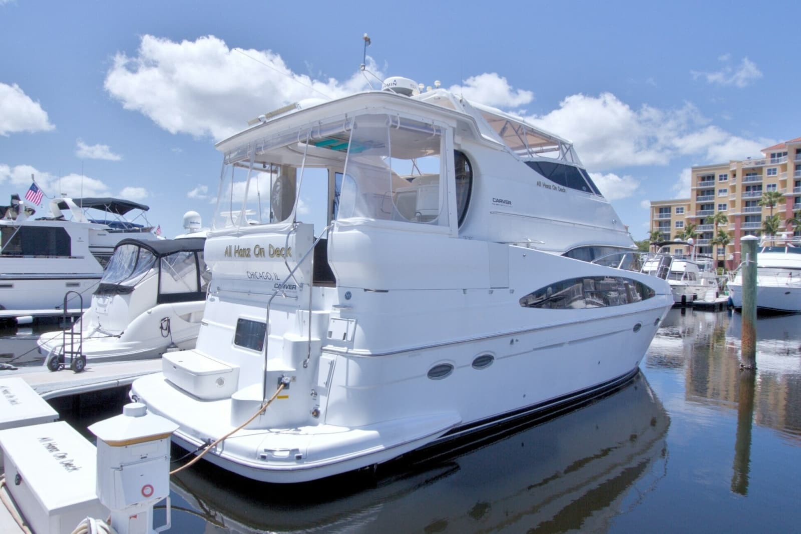 2001 Carver 466 Motor Yacht