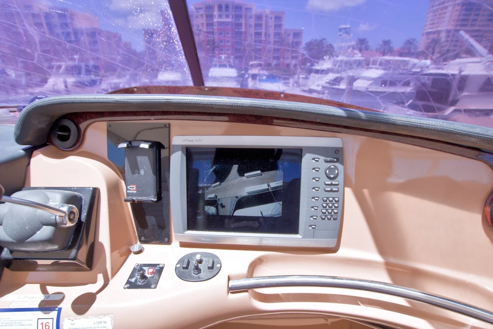 2001 Carver 466 Motor Yacht