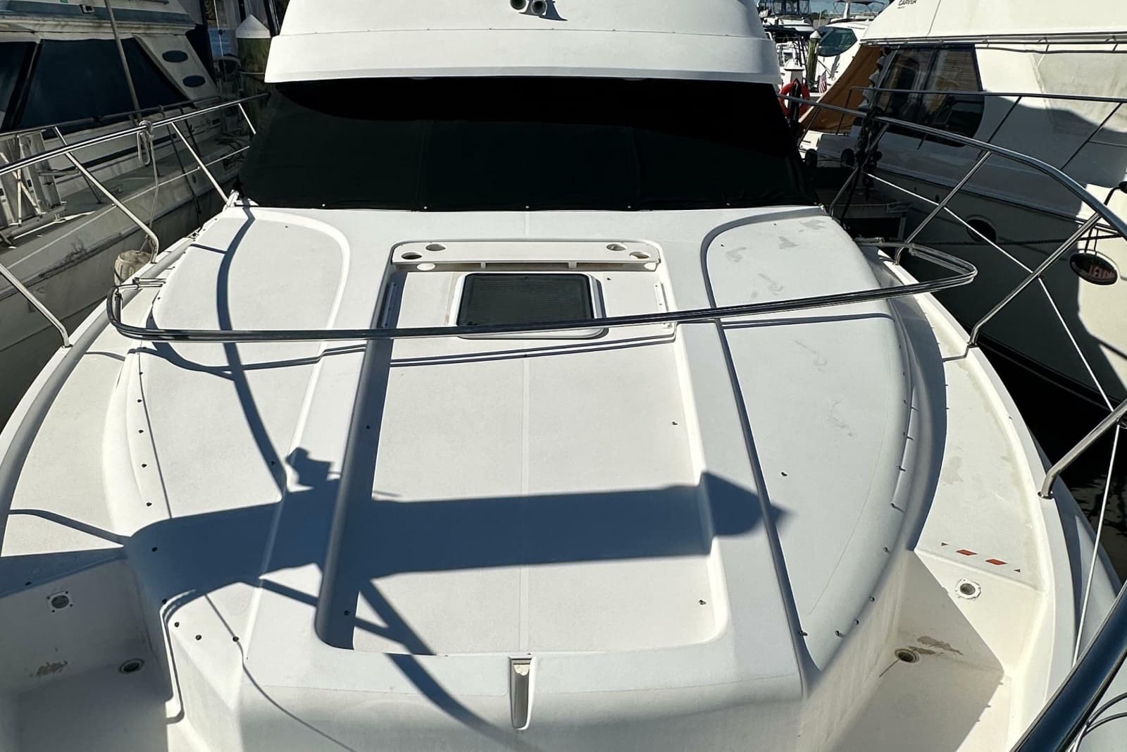 1999 Silverton 442 Cockpit Motor Yacht