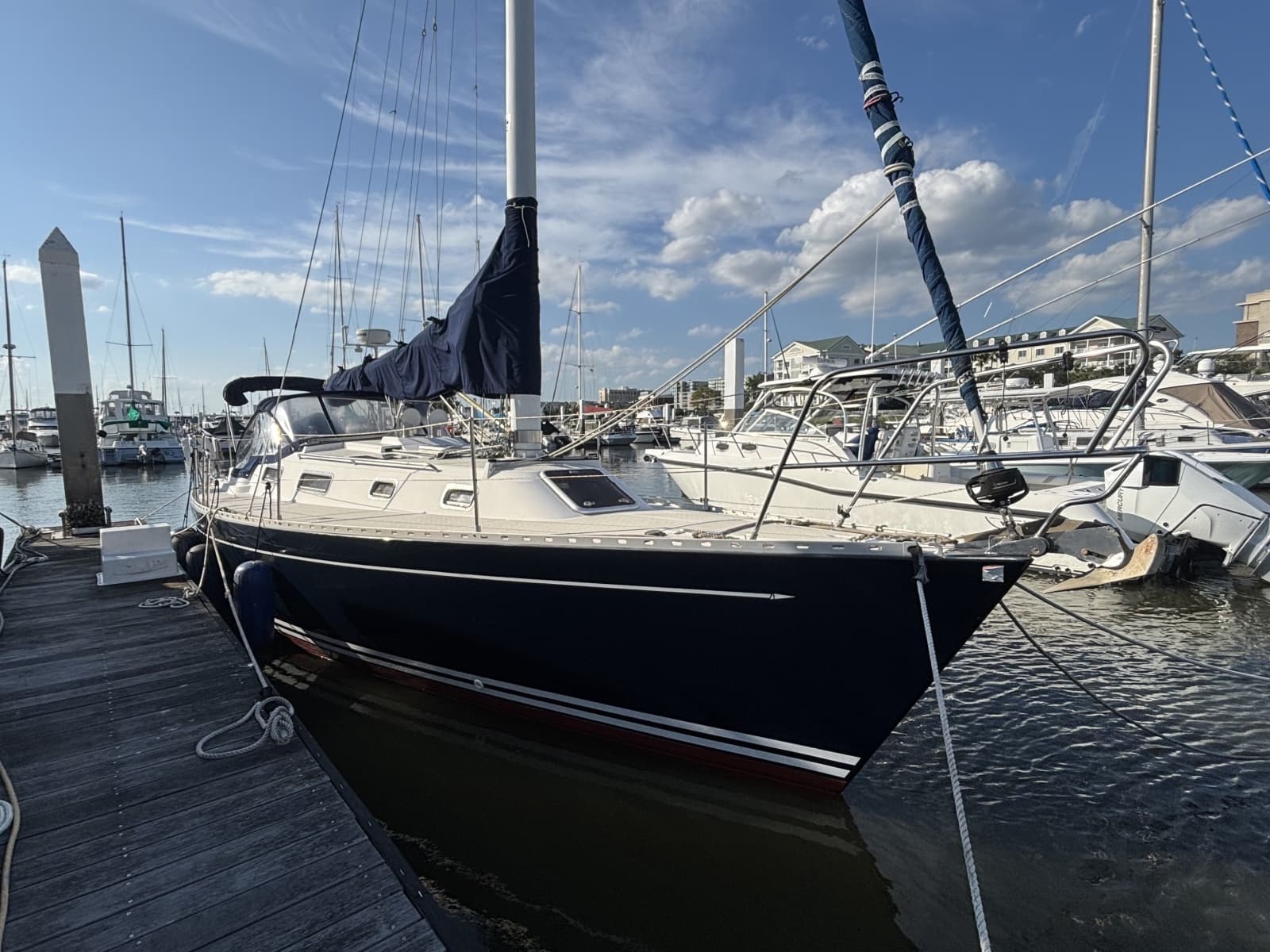 1999 Freedom 35