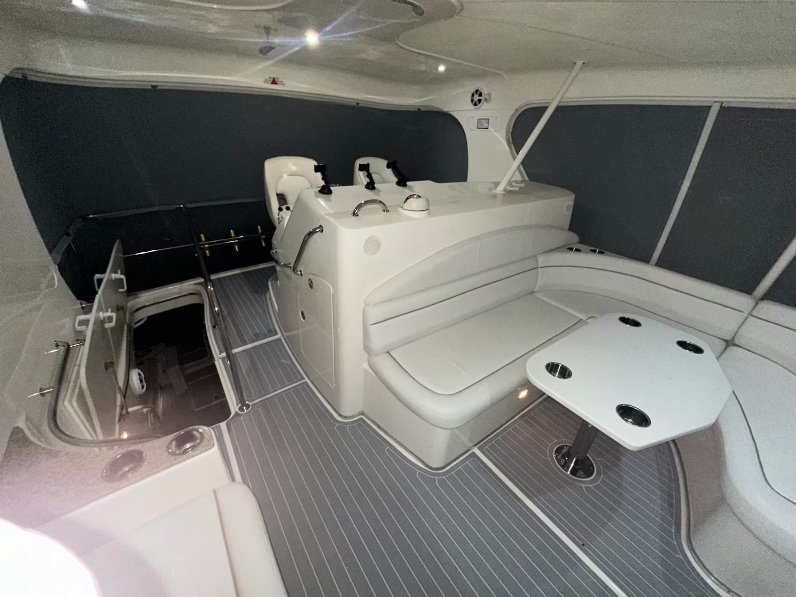 2006 Silverton 50 Convertible