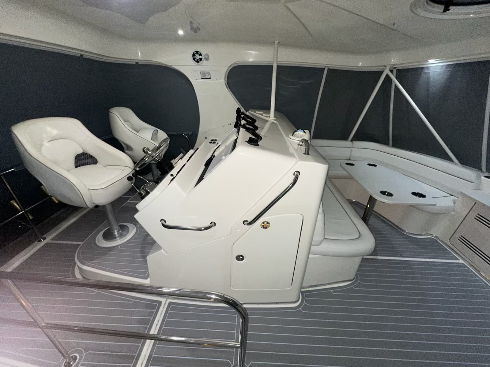 2006 Silverton 50 Convertible