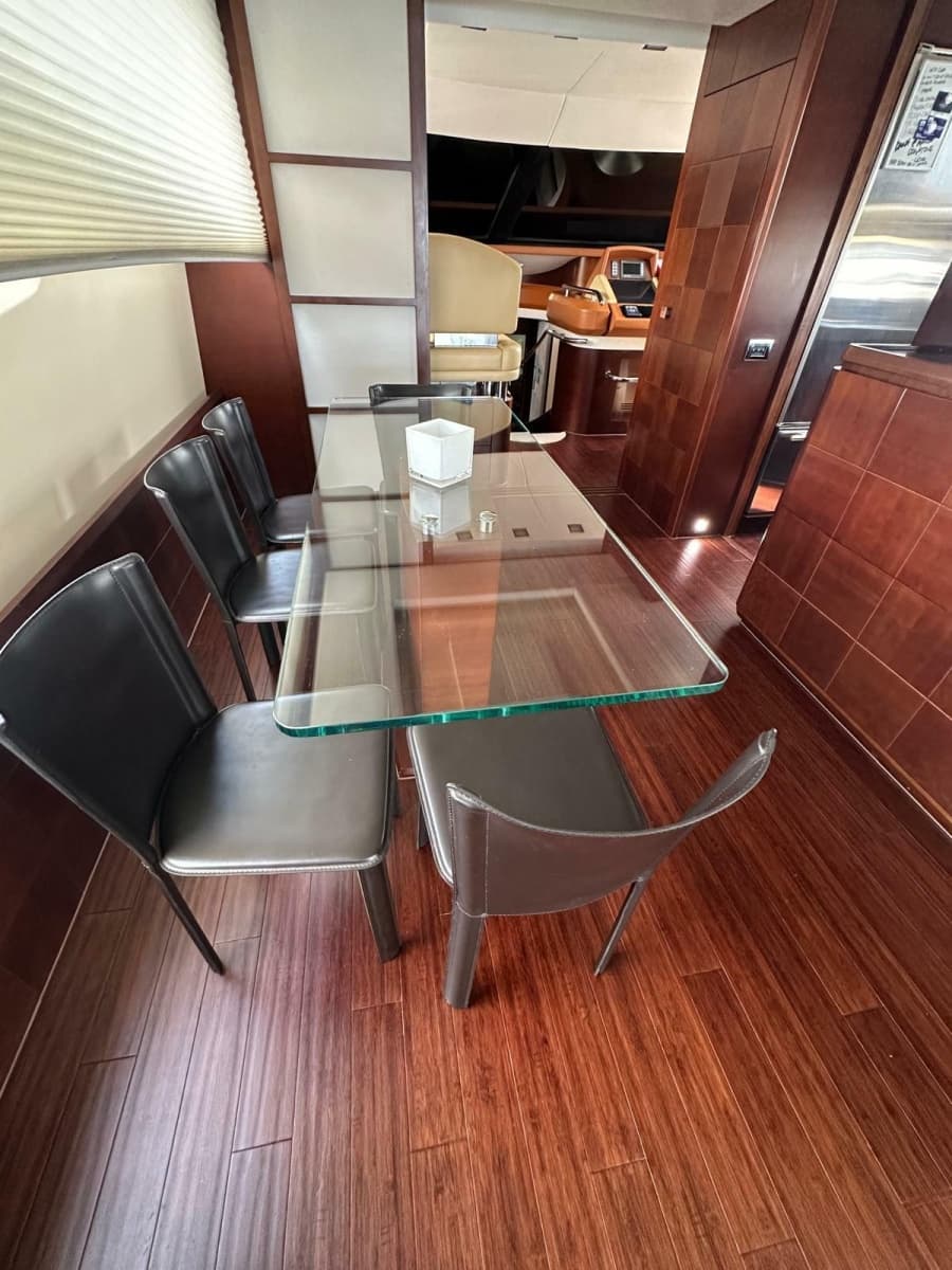 2010 Azimut 
