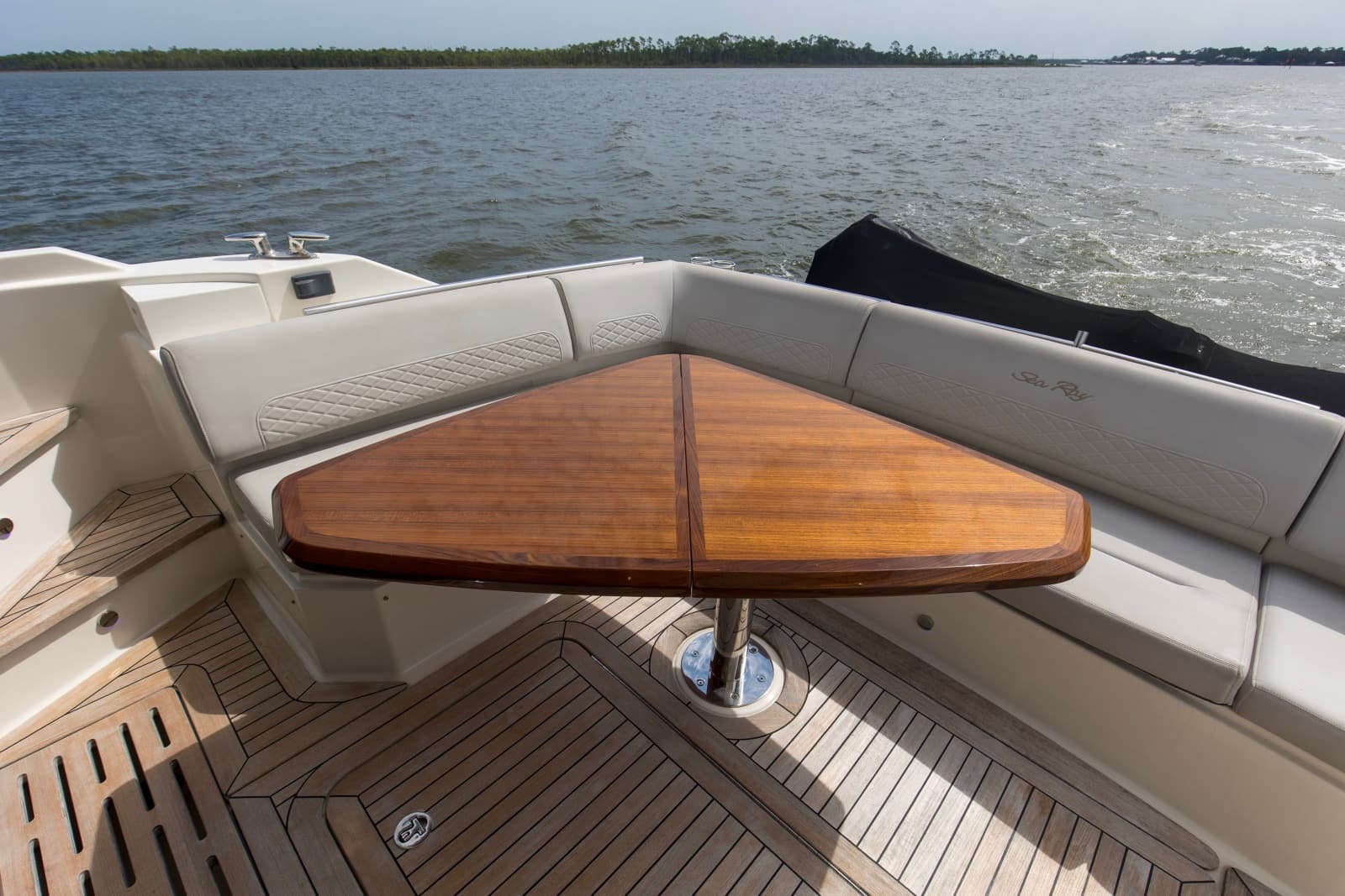 2018 Sea Ray L 550