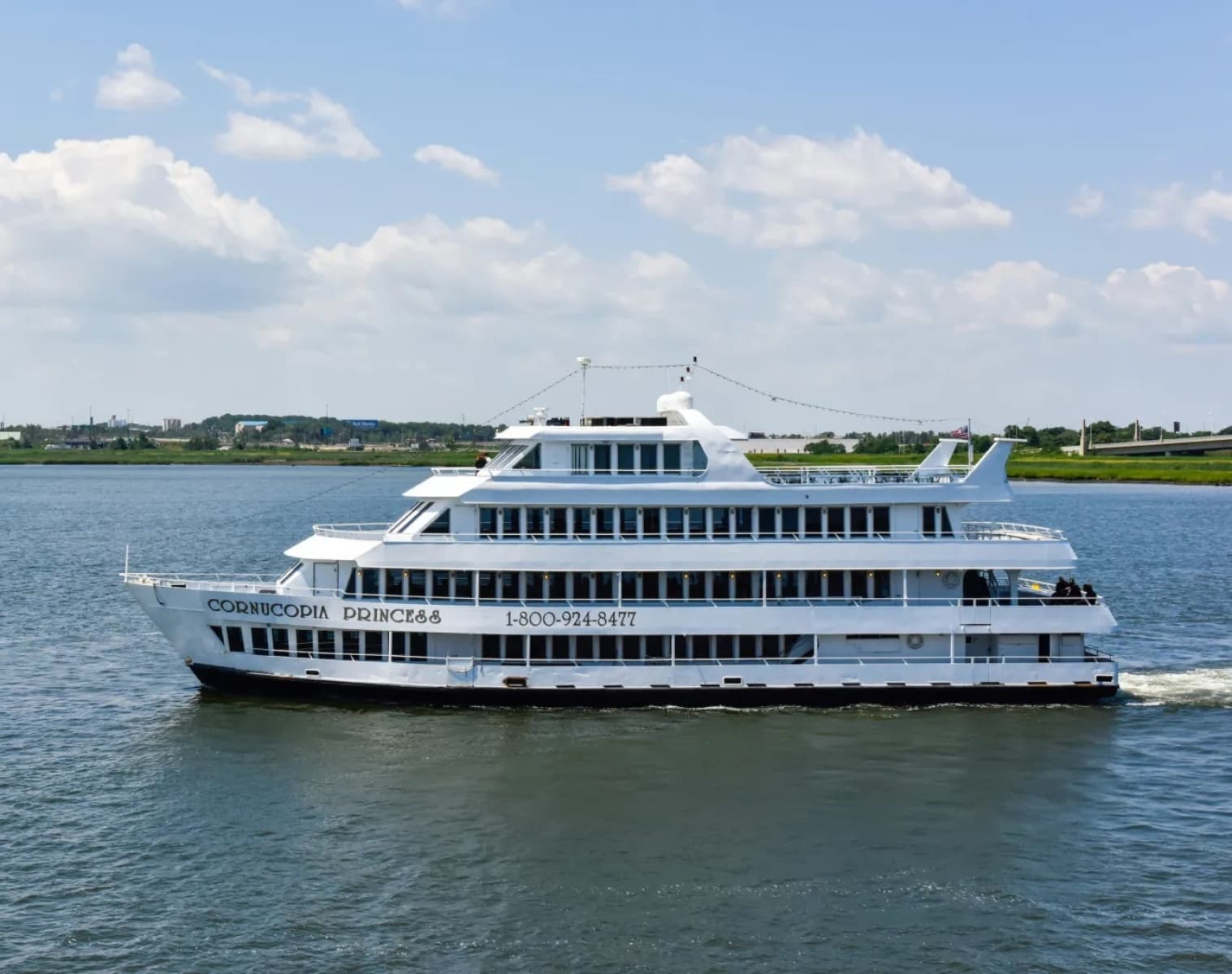 1979 Blount Marine 130 Dinner Cruise