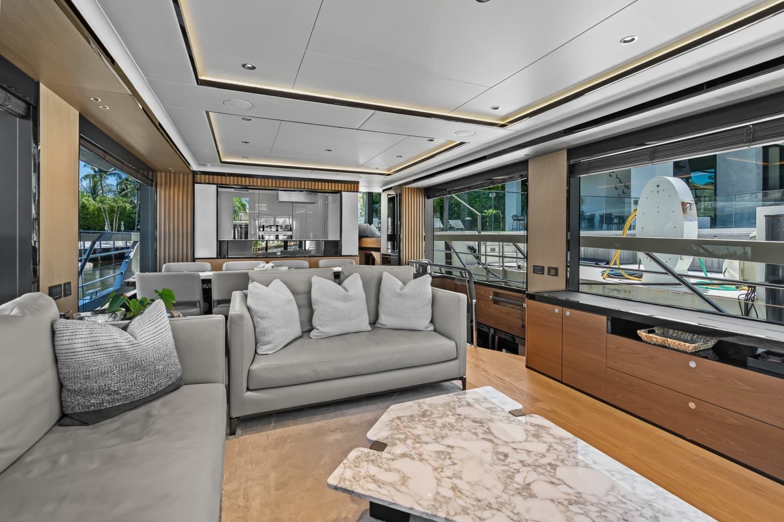 2023 Absolute Navetta 75