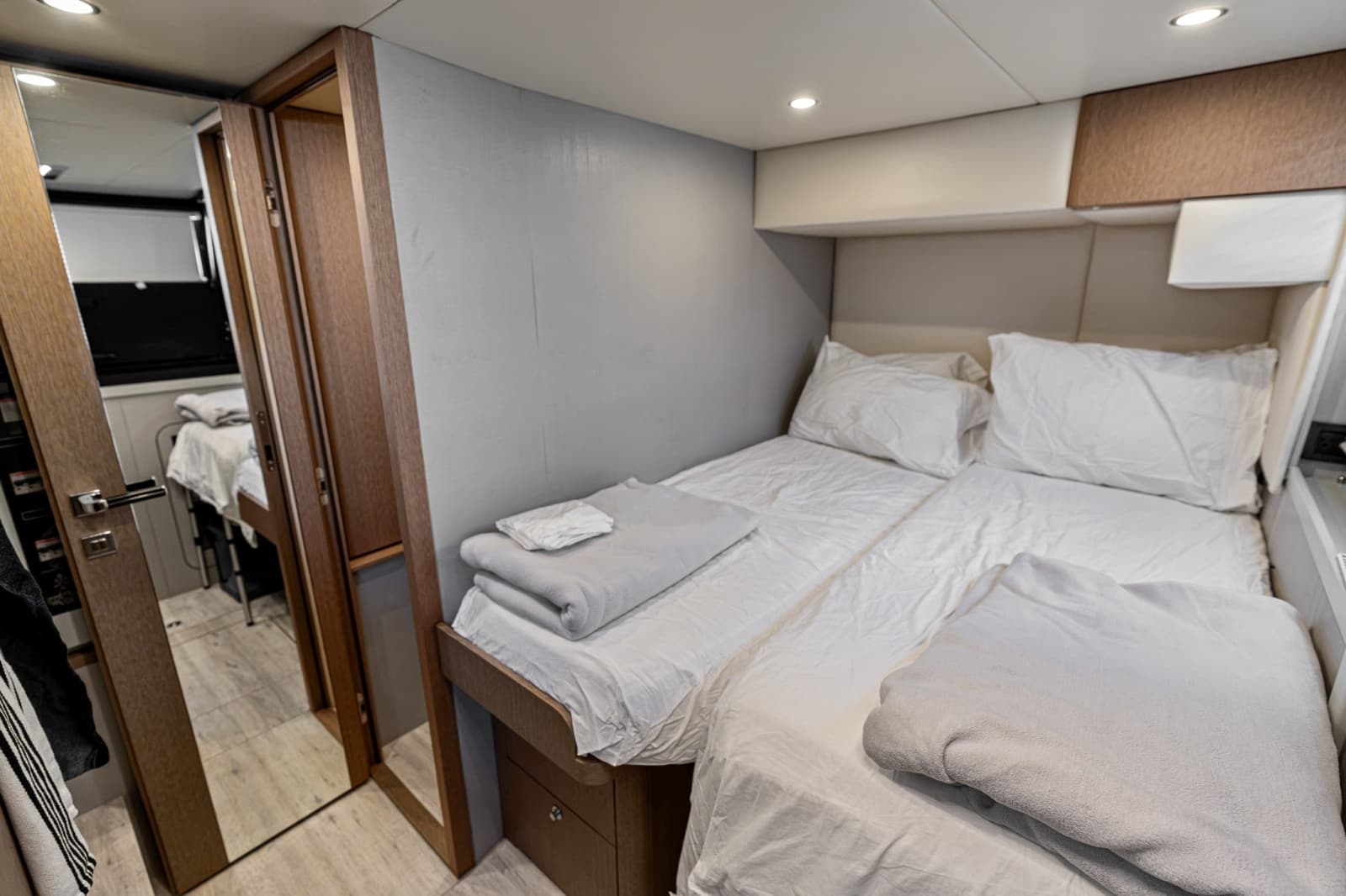 2023 Absolute Navetta 75