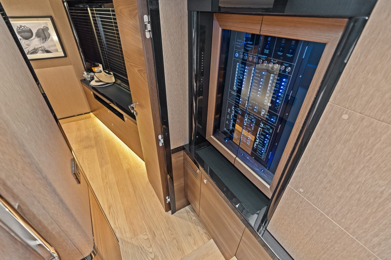 2023 Absolute Navetta 75