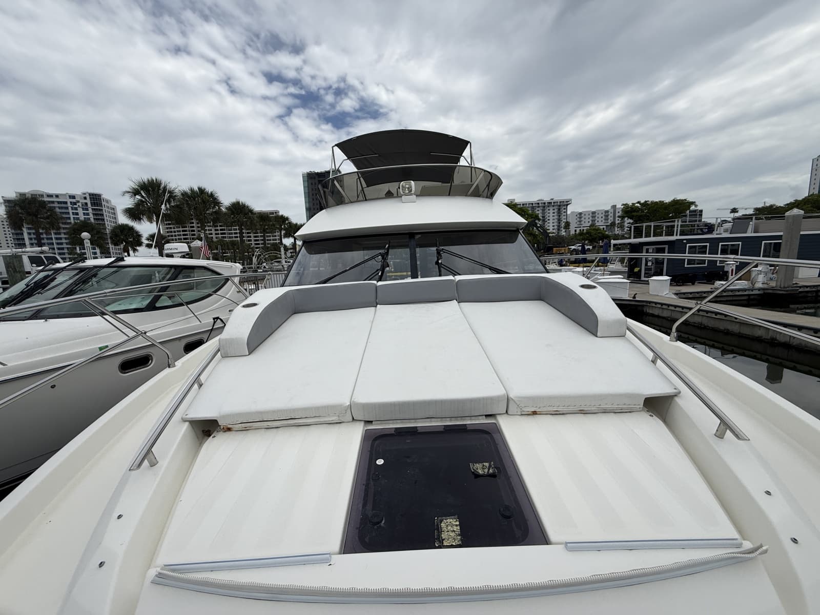 2018 Prestige 460