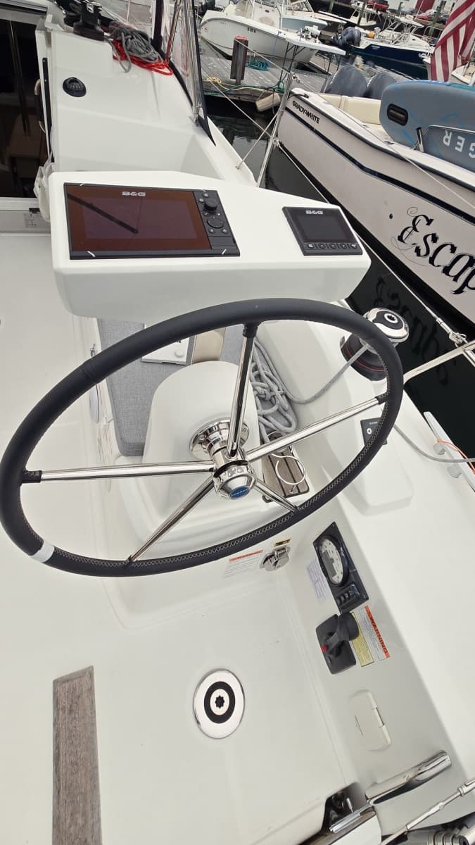 2023 Beneteau Oceanis 30.1