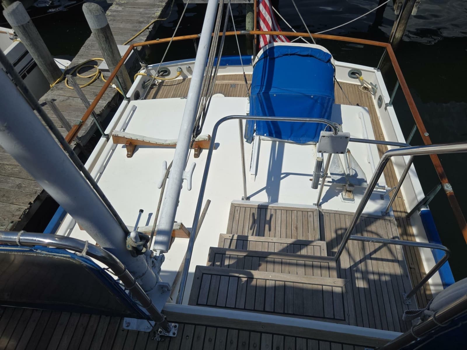1983 Grand Banks Classic