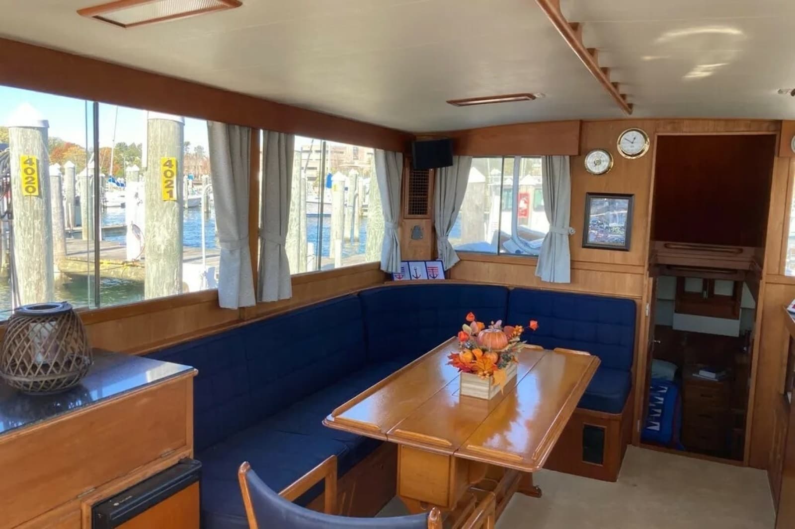 1983 Grand Banks Classic