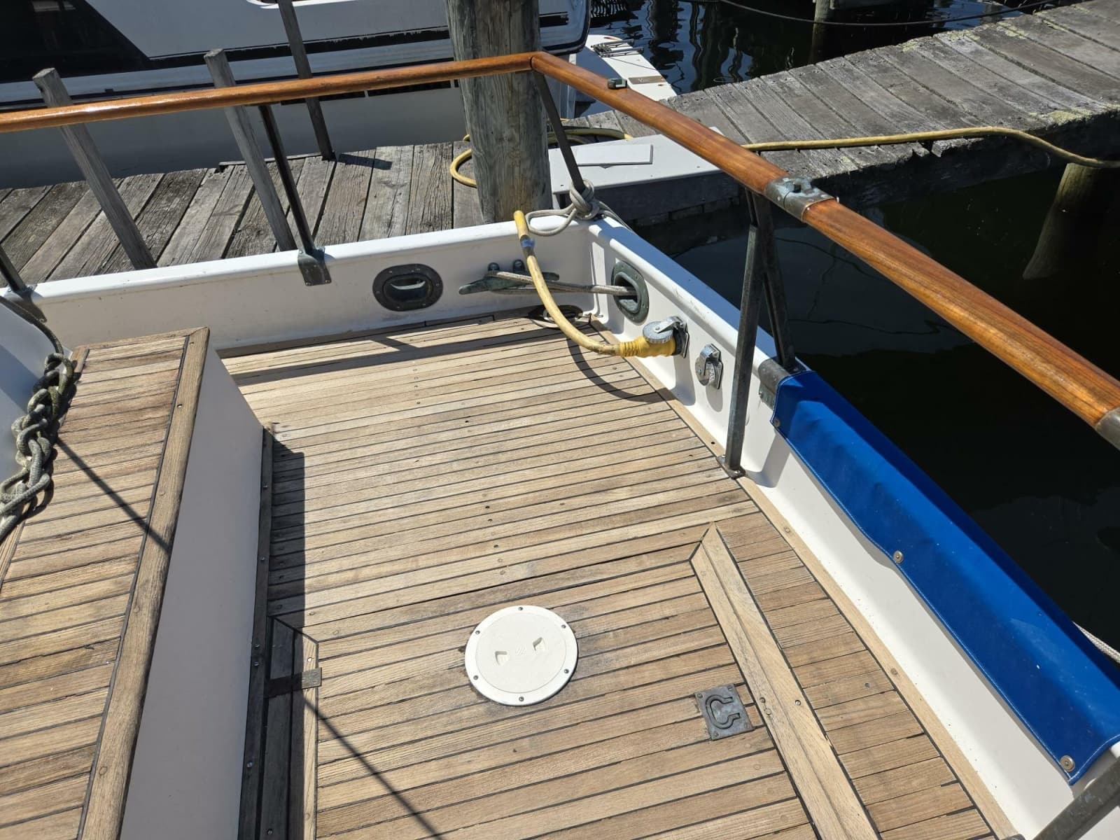 1983 Grand Banks Classic