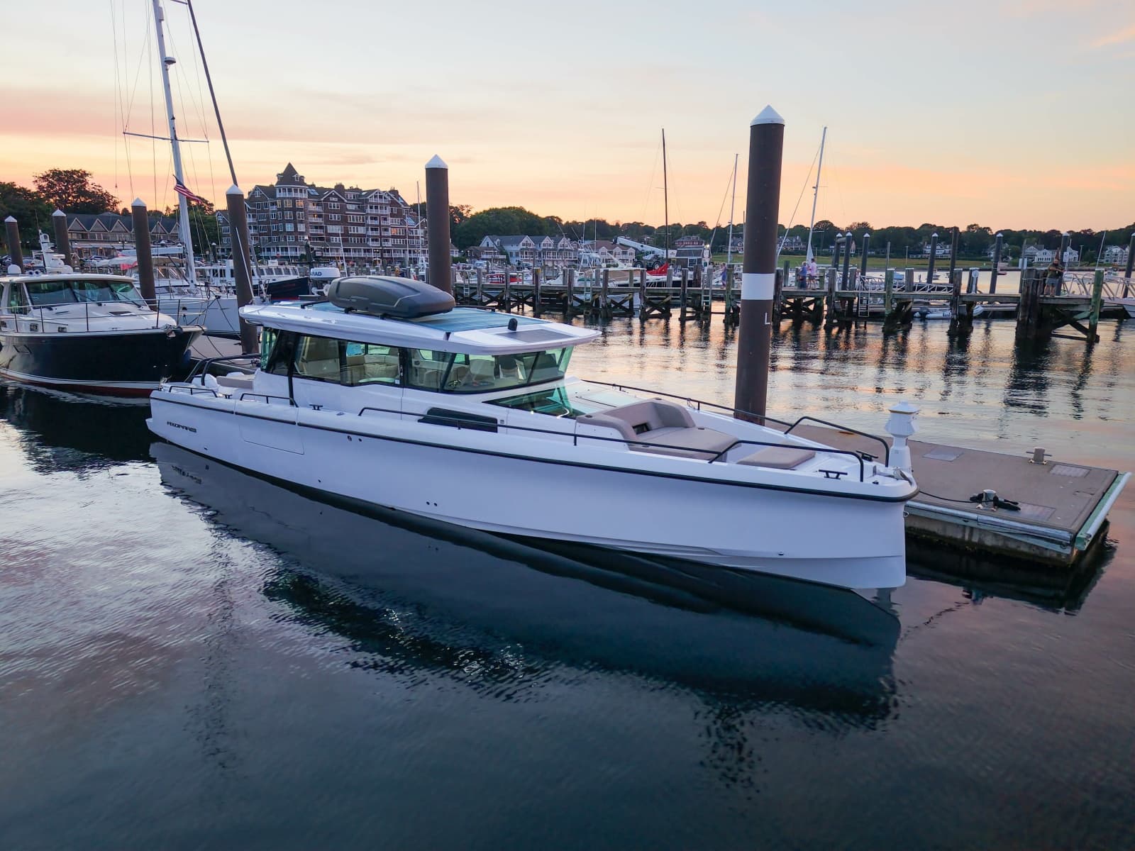 2024 Axopar 45 XC Cross Cabin Aft Cabin