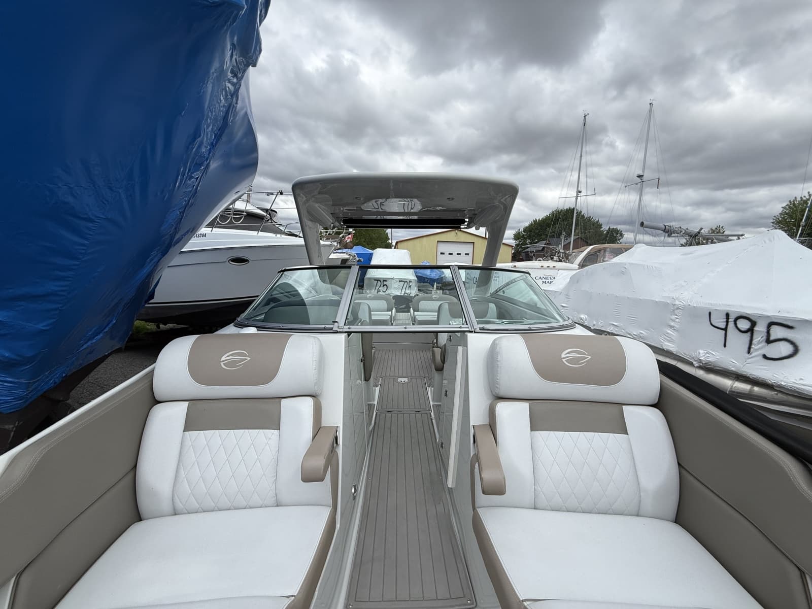 2018 Crownline E30