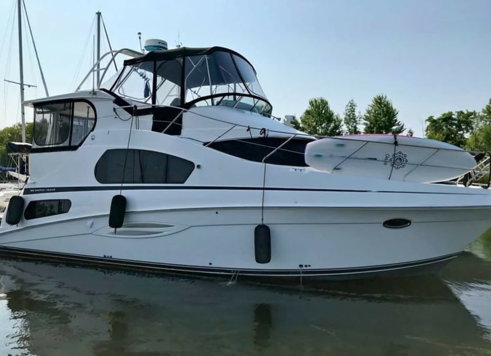 2005 Silverton 39MY