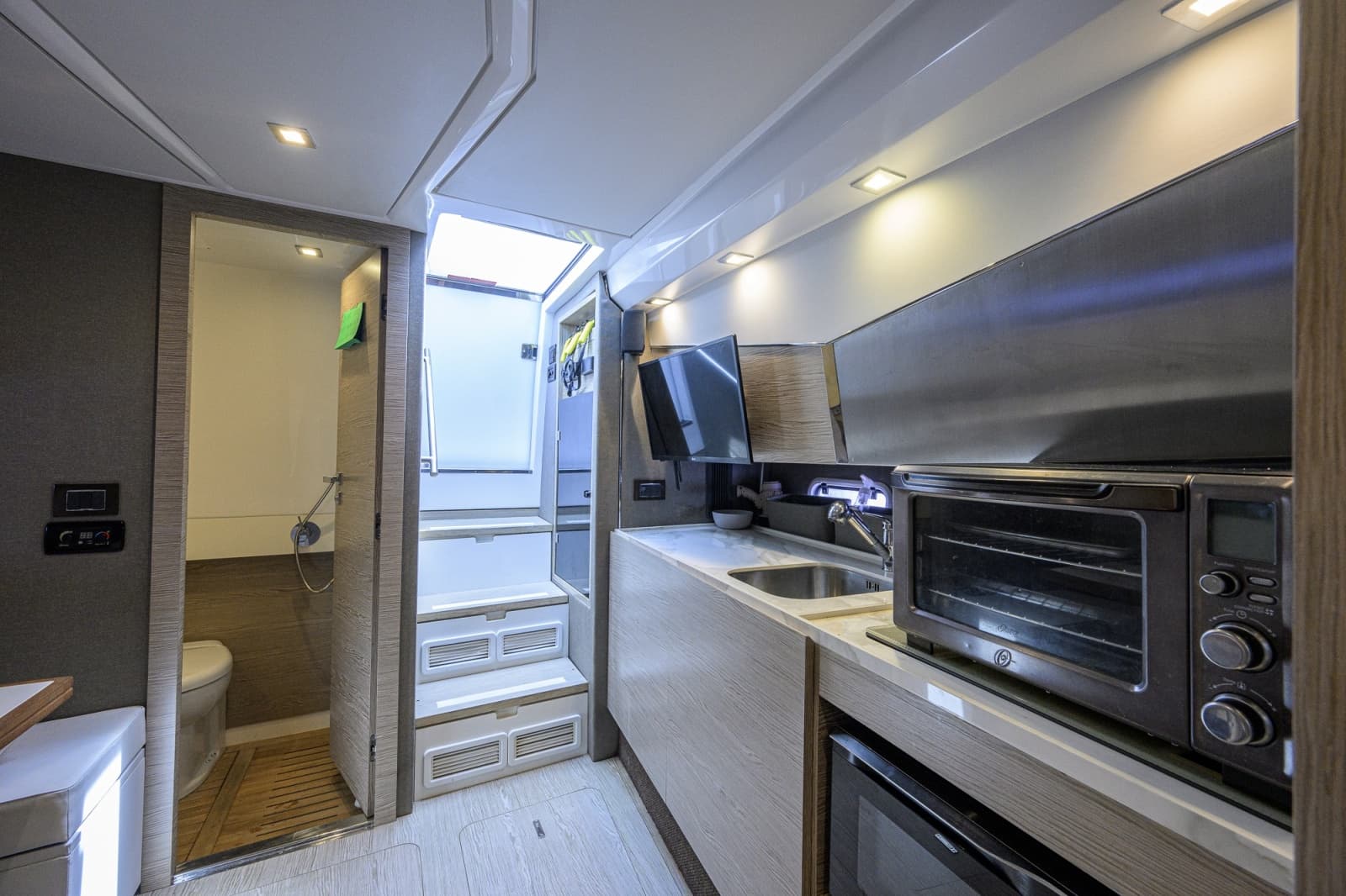 2019 Azimut Verve 40