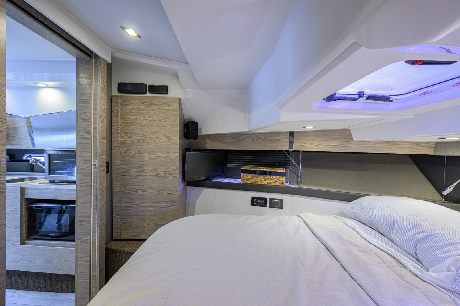 2019 Azimut Verve 40