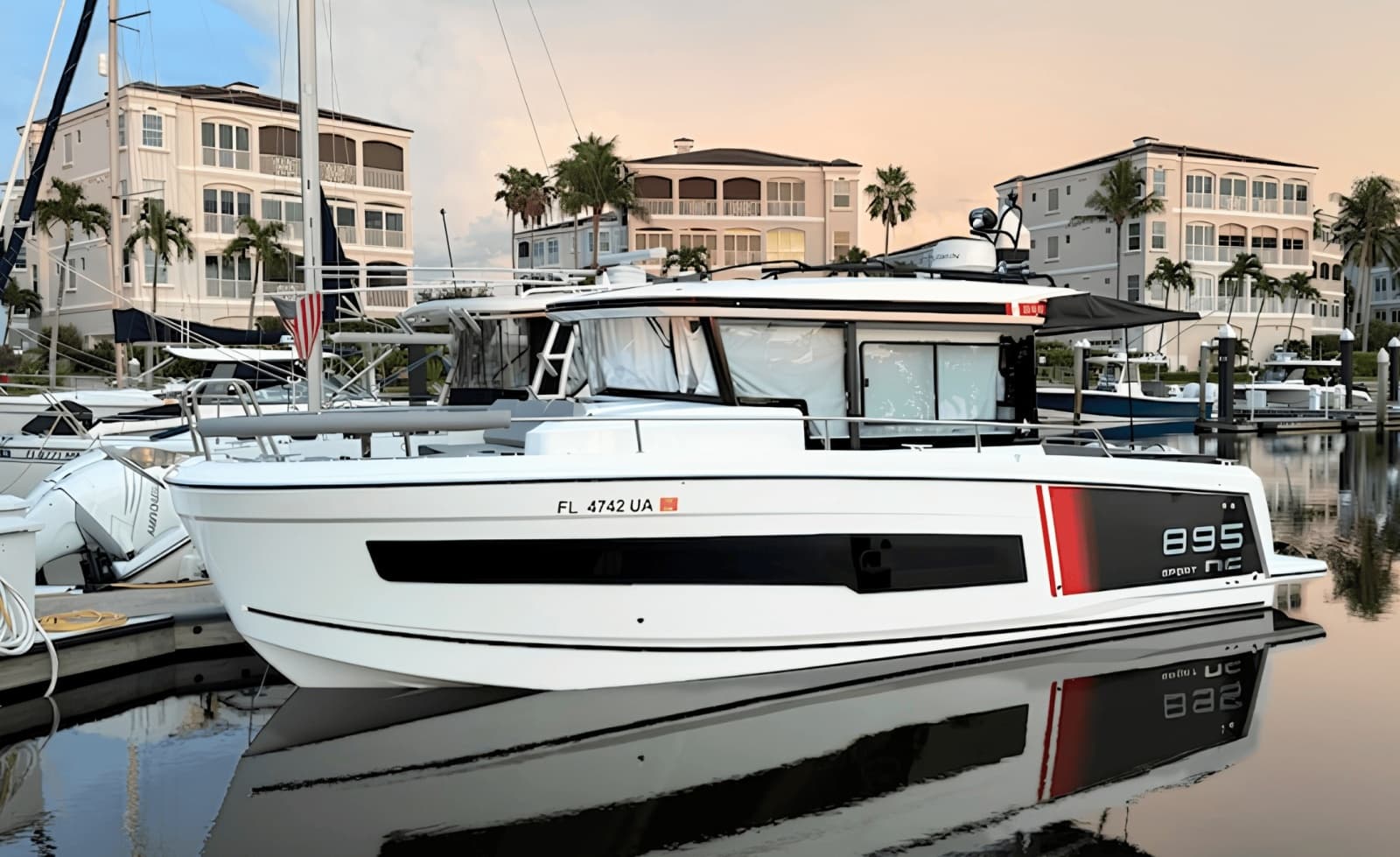 2025 Jeanneau NC 895 Sport S2