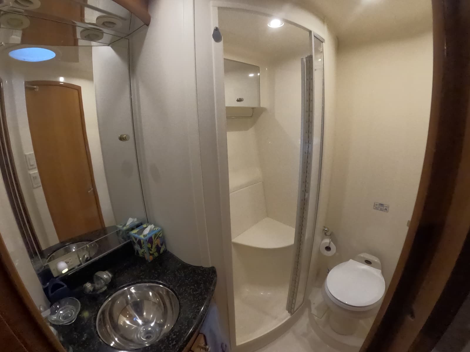 2002 Carver 466 Motor Yacht