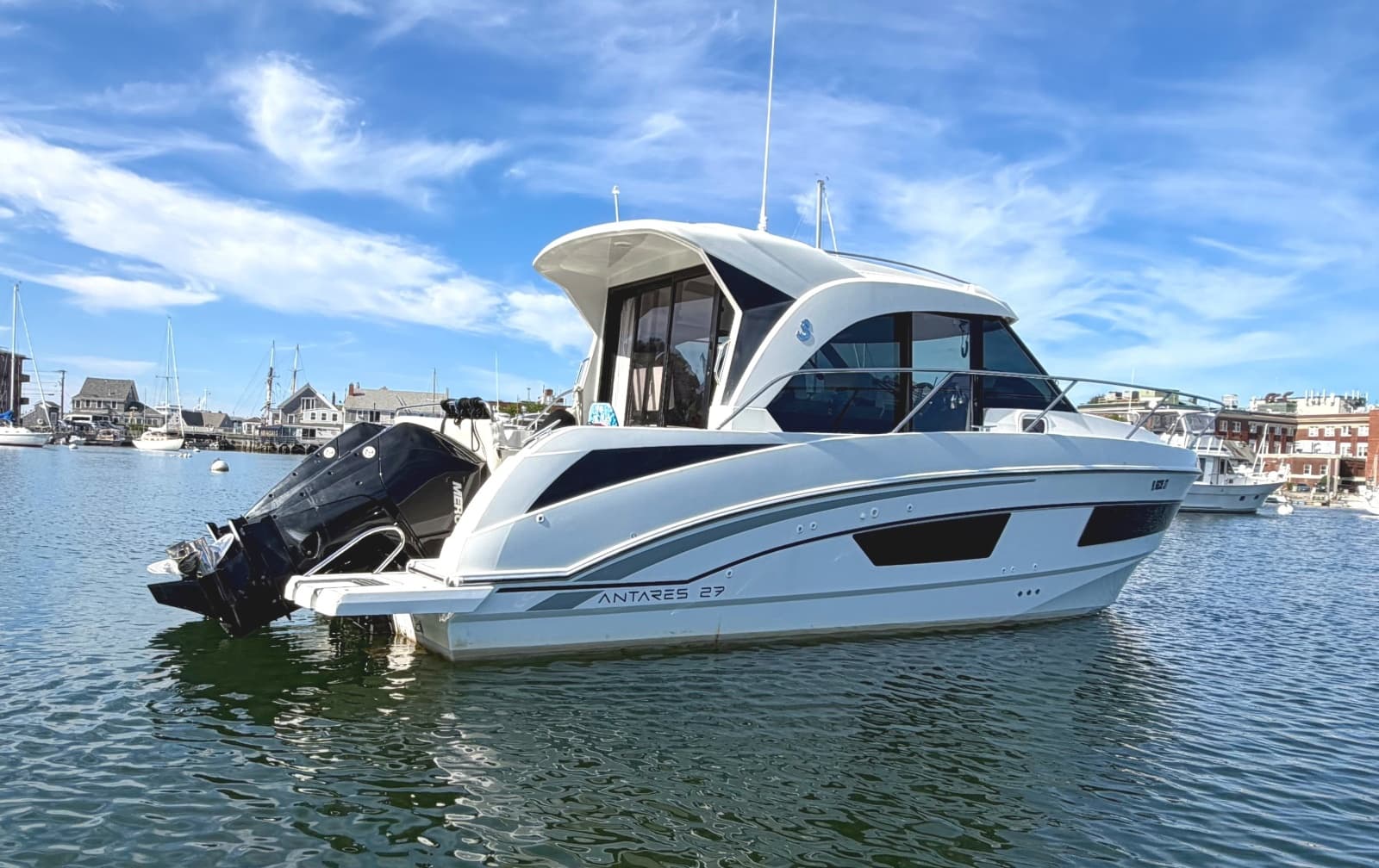 2021 Beneteau Antares