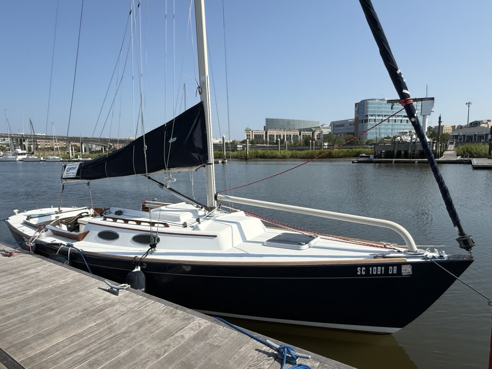 2003 Alerion Express 28