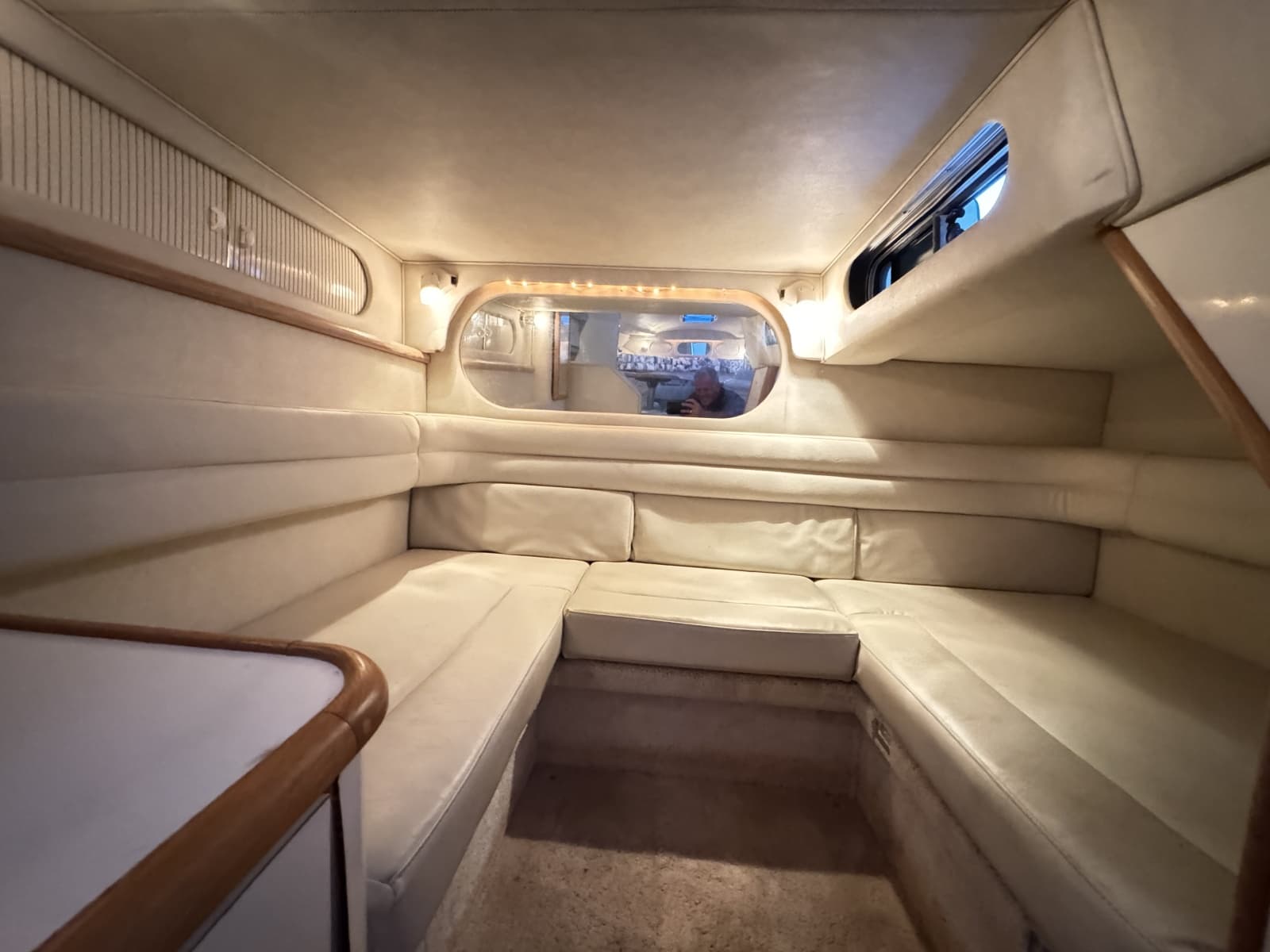 1997 Sea Ray 330 Sundancer