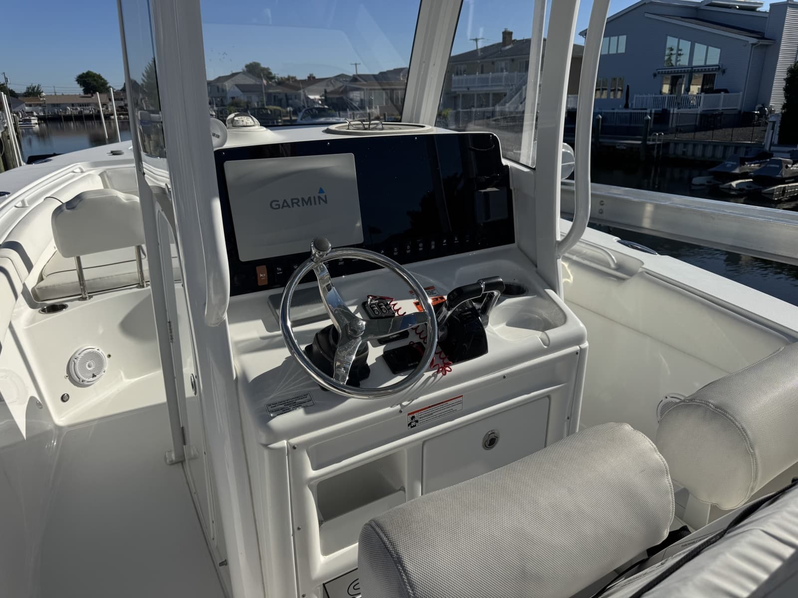 2019 Sea Hunt Gamefish 27