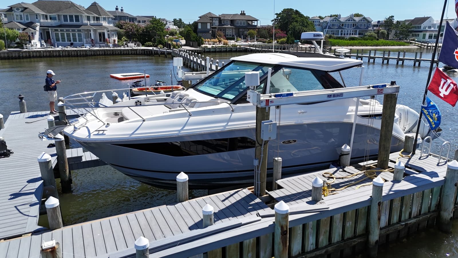 2023 Sea Ray 320 Sundancer