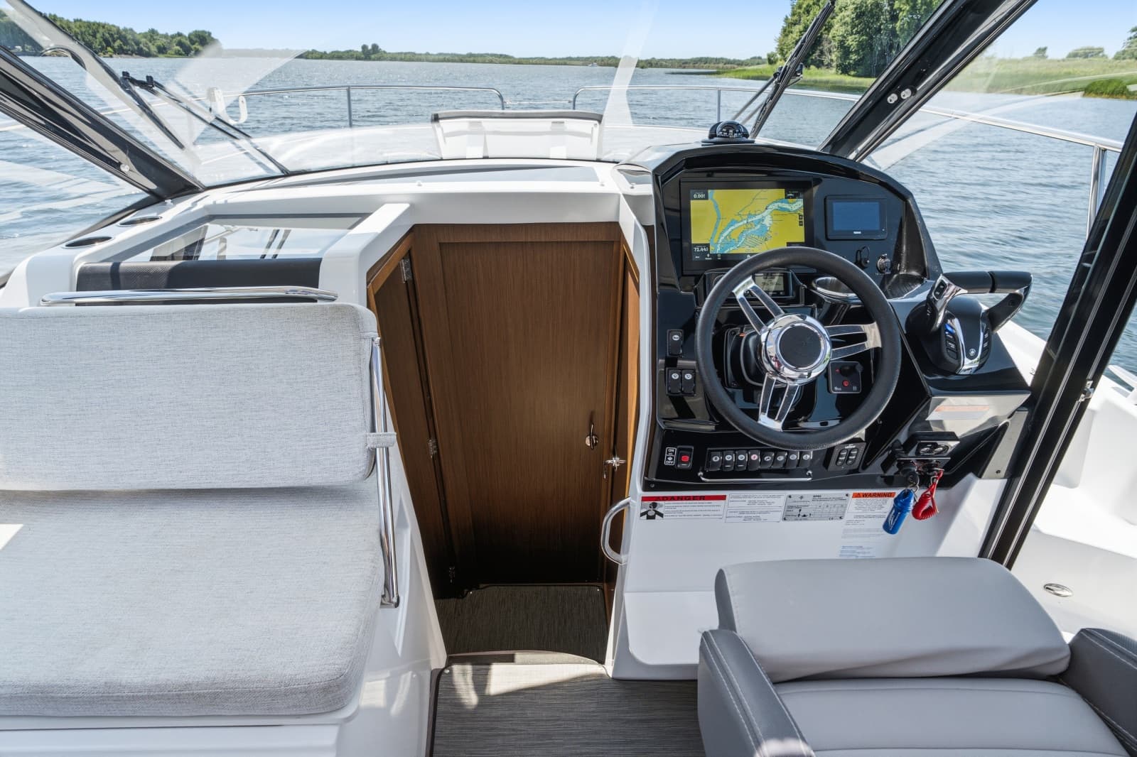 2021 Jeanneau NC 895